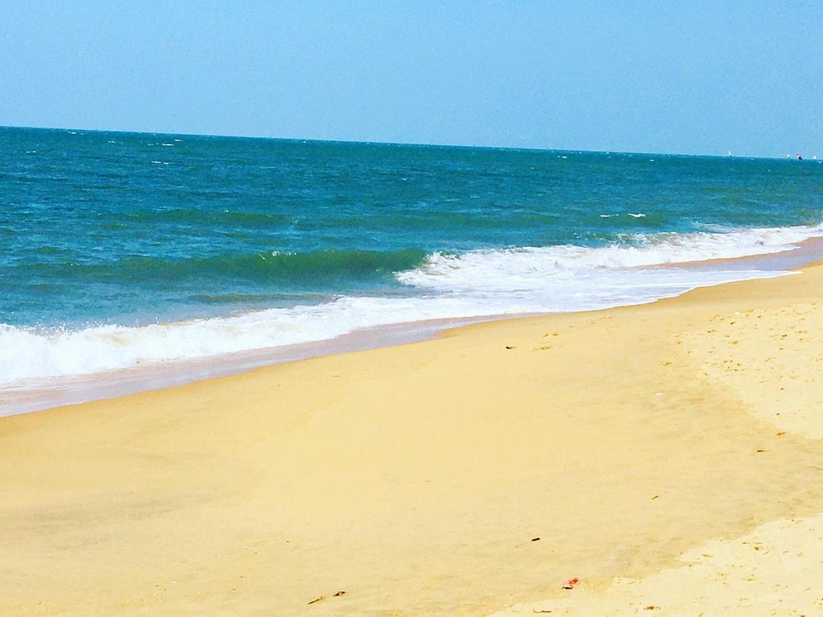 Grace Beach Resort By Travel Corners Negombo Bagian luar foto