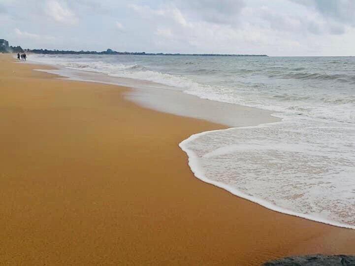 Grace Beach Resort By Travel Corners Negombo Bagian luar foto