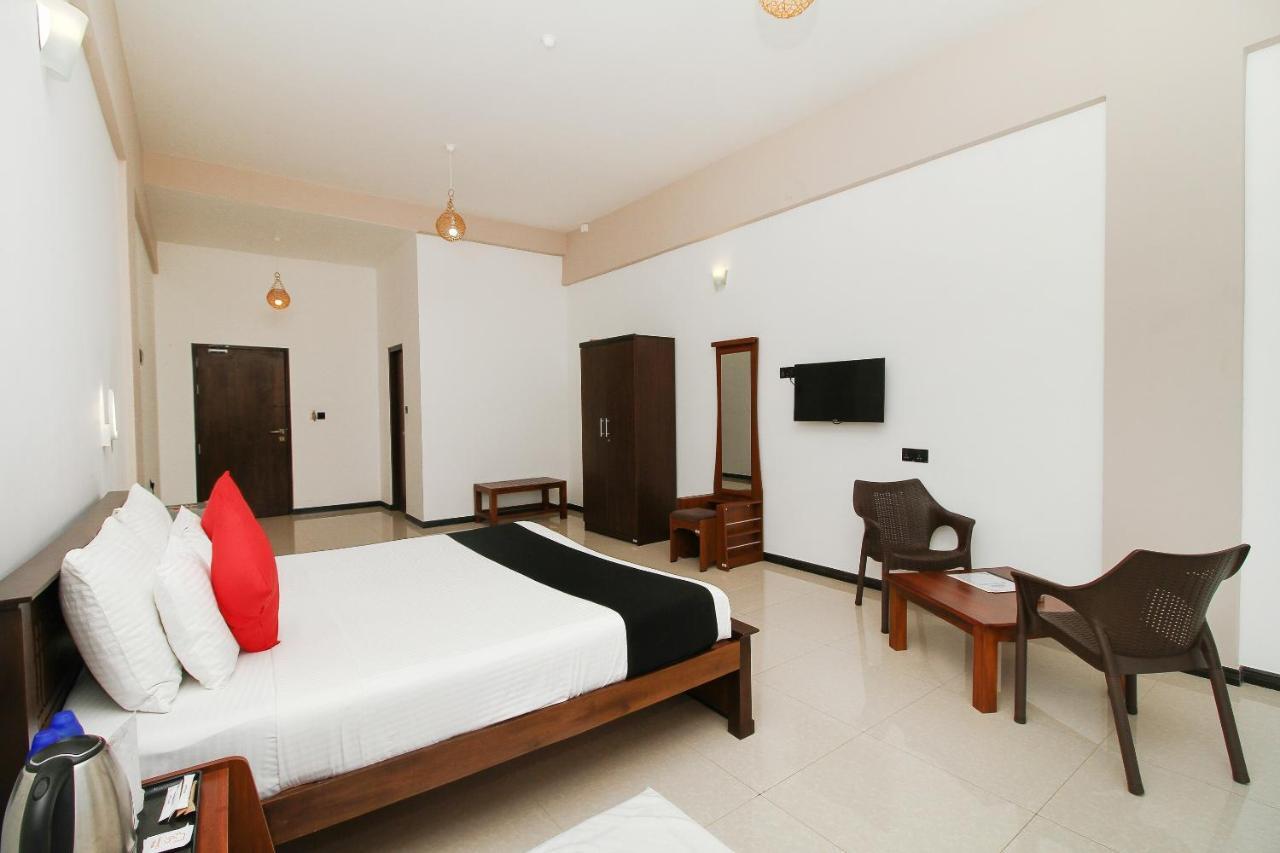 Grace Beach Resort By Travel Corners Negombo Bagian luar foto