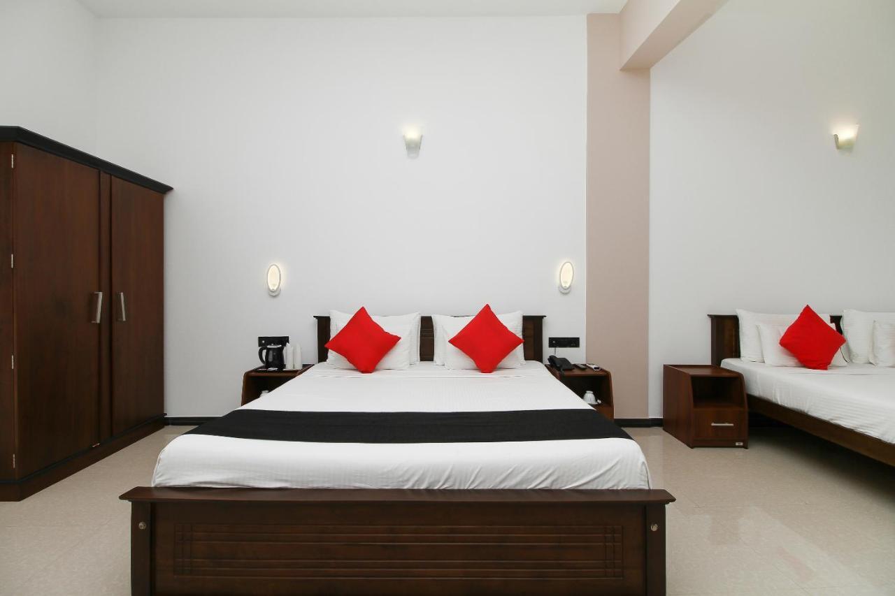 Grace Beach Resort By Travel Corners Negombo Bagian luar foto