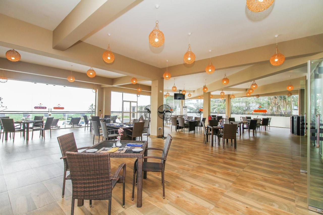 Grace Beach Resort By Travel Corners Negombo Bagian luar foto
