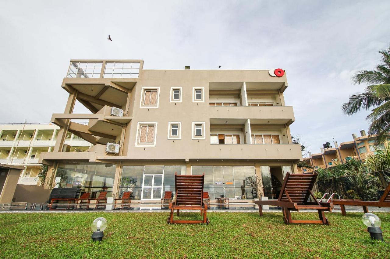 Grace Beach Resort By Travel Corners Negombo Bagian luar foto