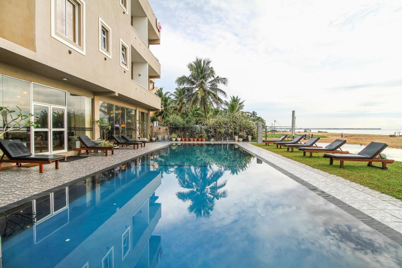 Grace Beach Resort By Travel Corners Negombo Bagian luar foto