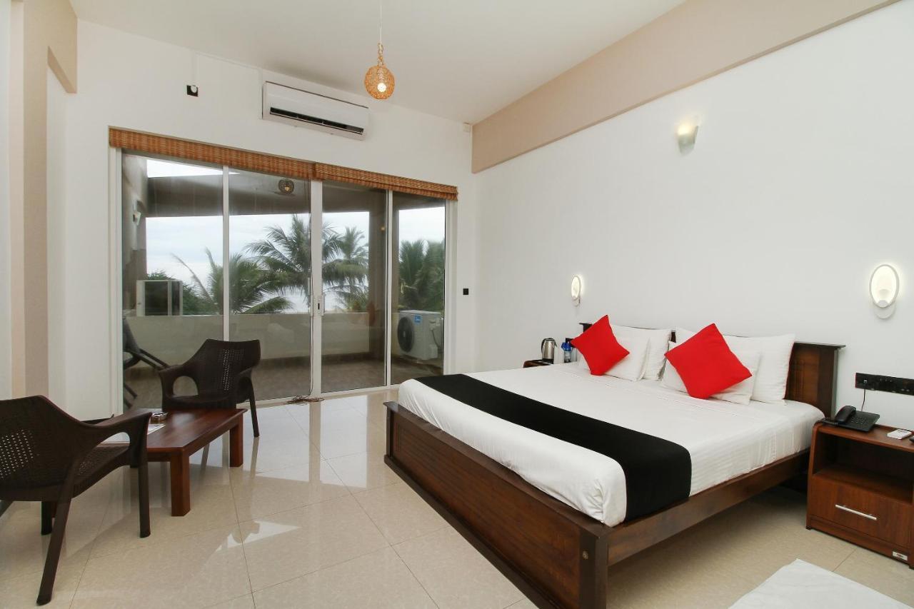 Grace Beach Resort By Travel Corners Negombo Bagian luar foto